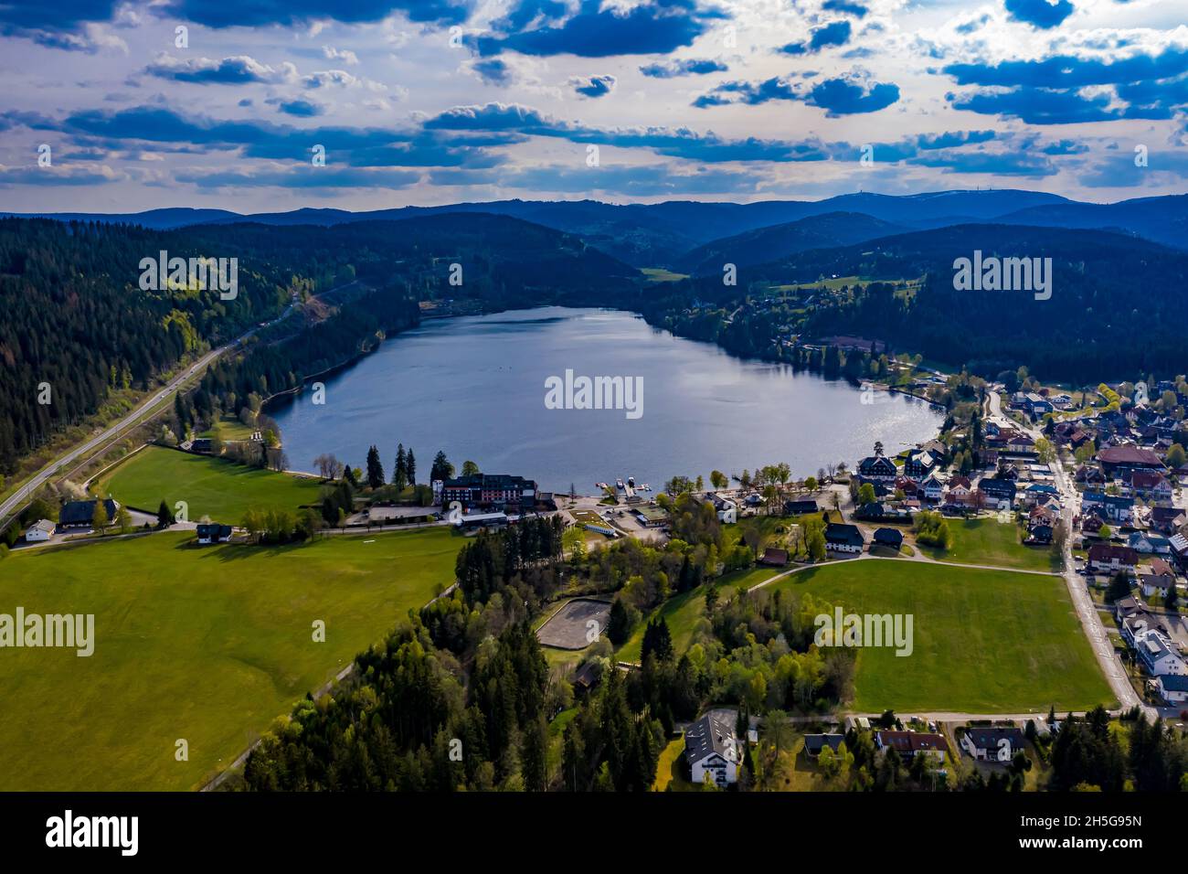 Titisee Neustadt Luftbild Hochwertige Luftbildaufnahmen von Titisee