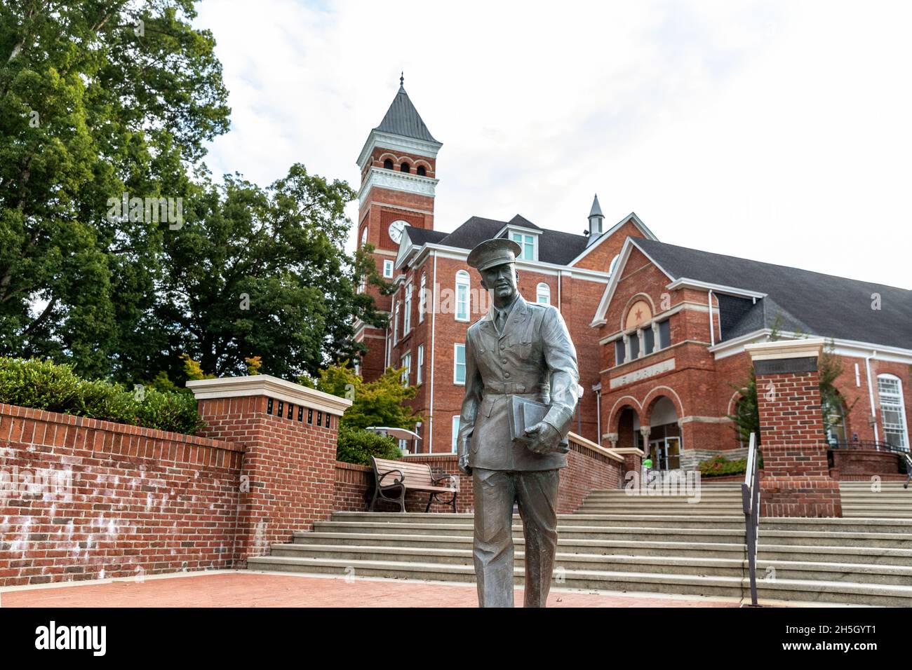 Military campus hi-res stock photography and images - Alamy