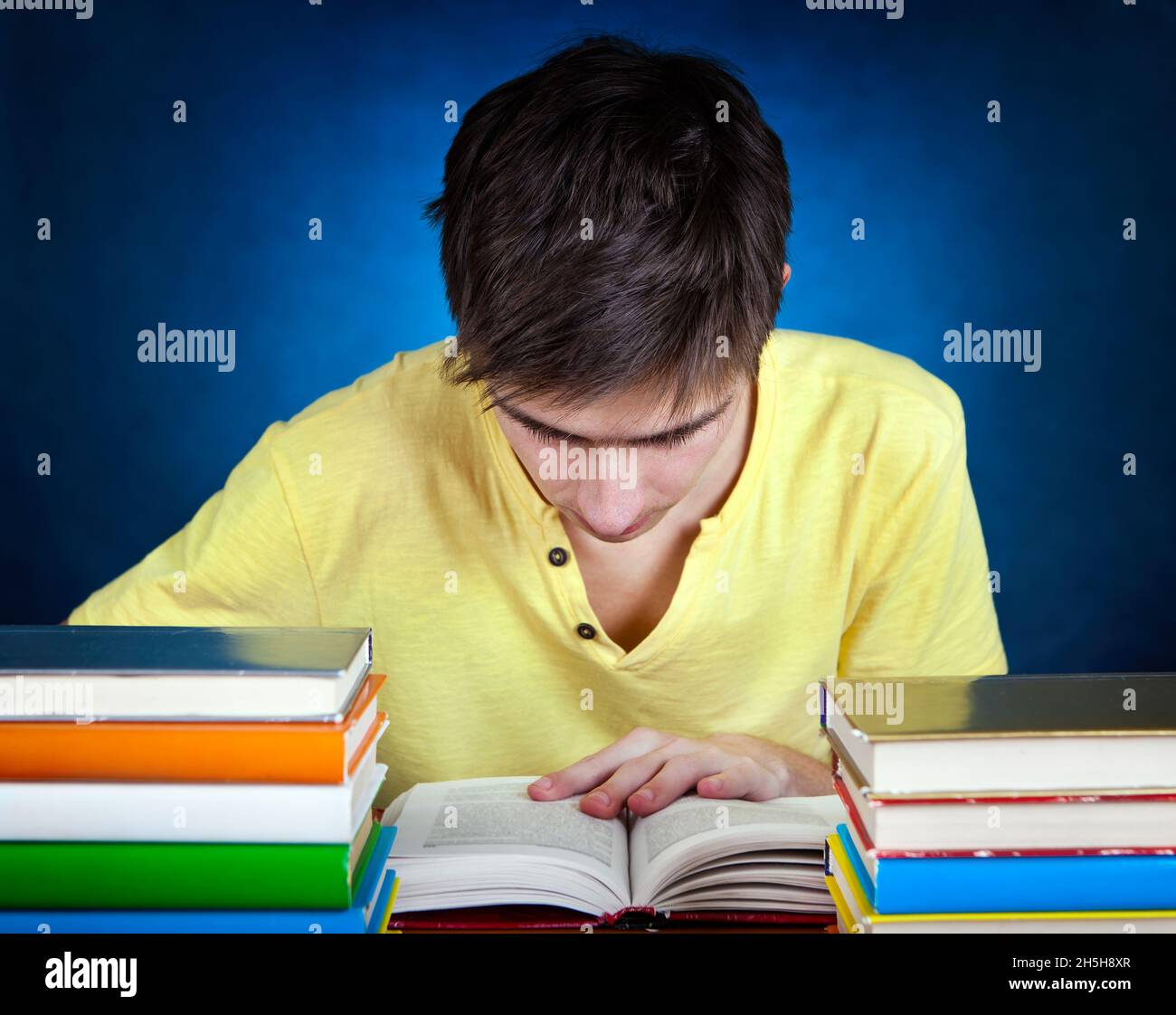 Serious teenage male student hi-res stock photography and images - Alamy