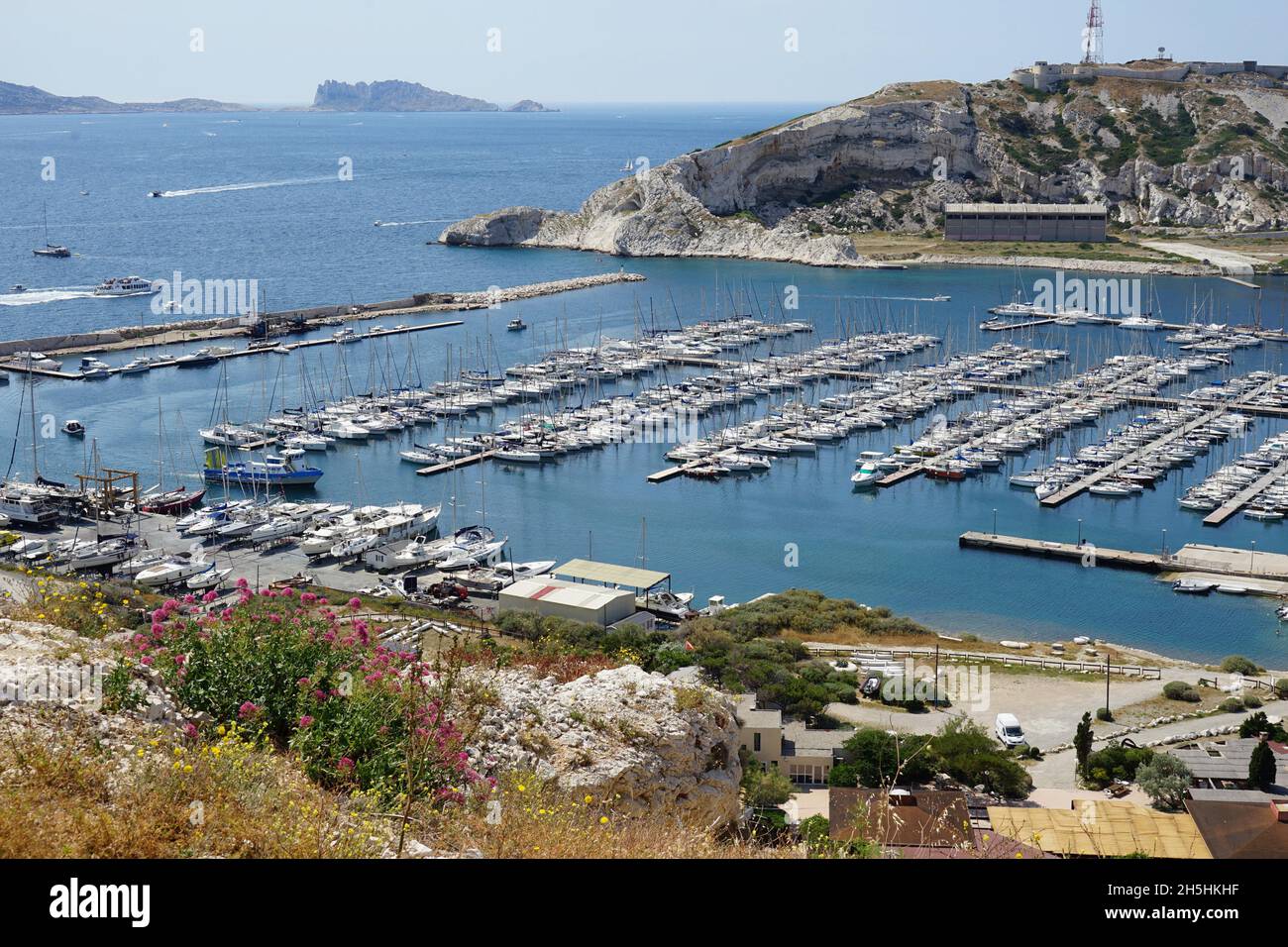 View from Ile Pomegues to Port de Friaoul and Ile Ratonneau, Friaoul  Islands, Marseille, Mediterranean Sea, Archipelago du Frioul, France Stock  Photo - Alamy