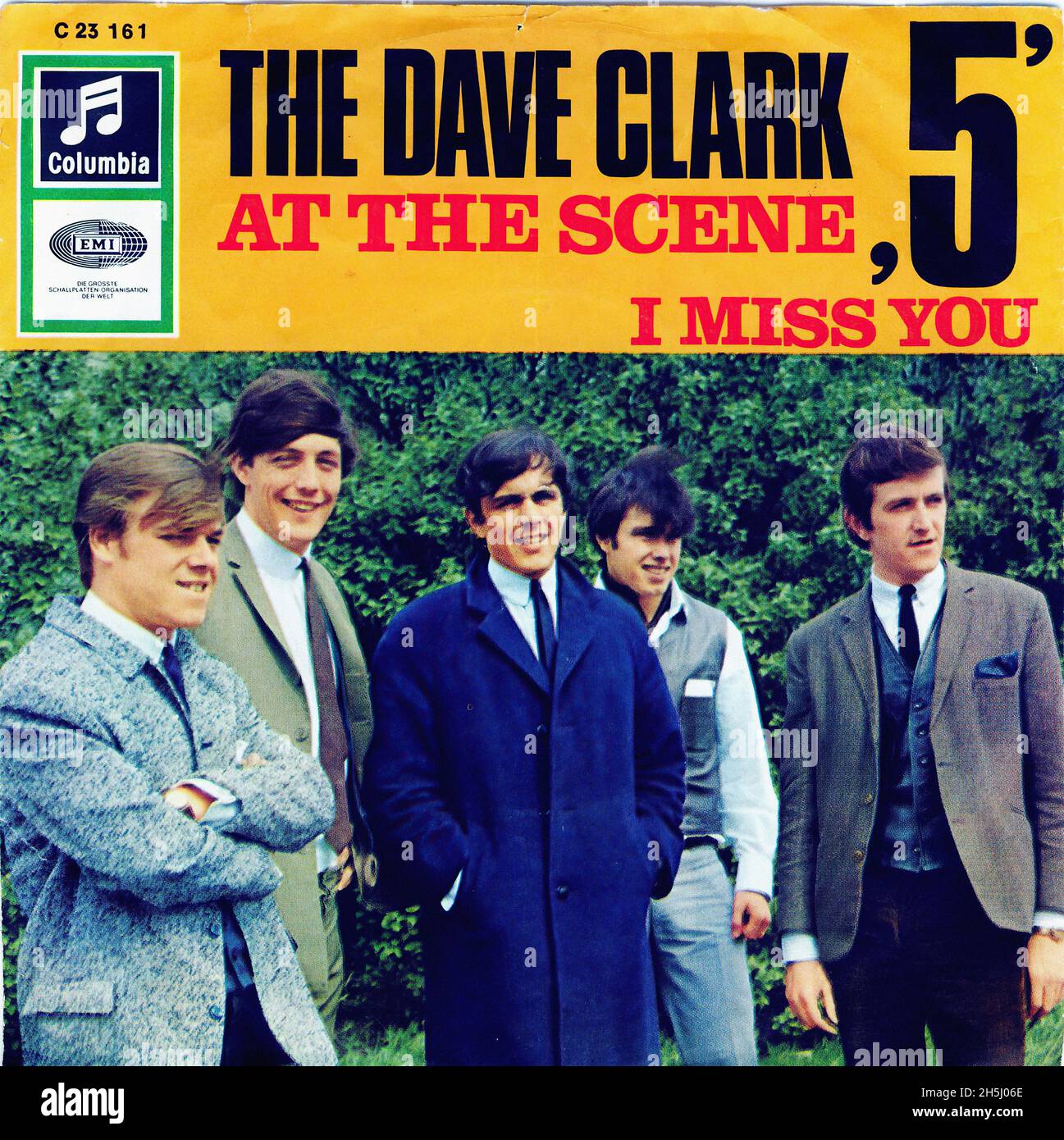 Vintage single record cover - Dave Clark Five, The - At The Scene - D -  1966 Stock Photo - Alamy