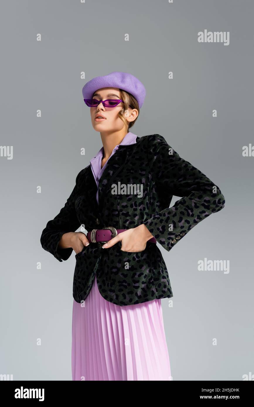 Young woman beret sunglasses in hi-res stock photography and images - Alamy