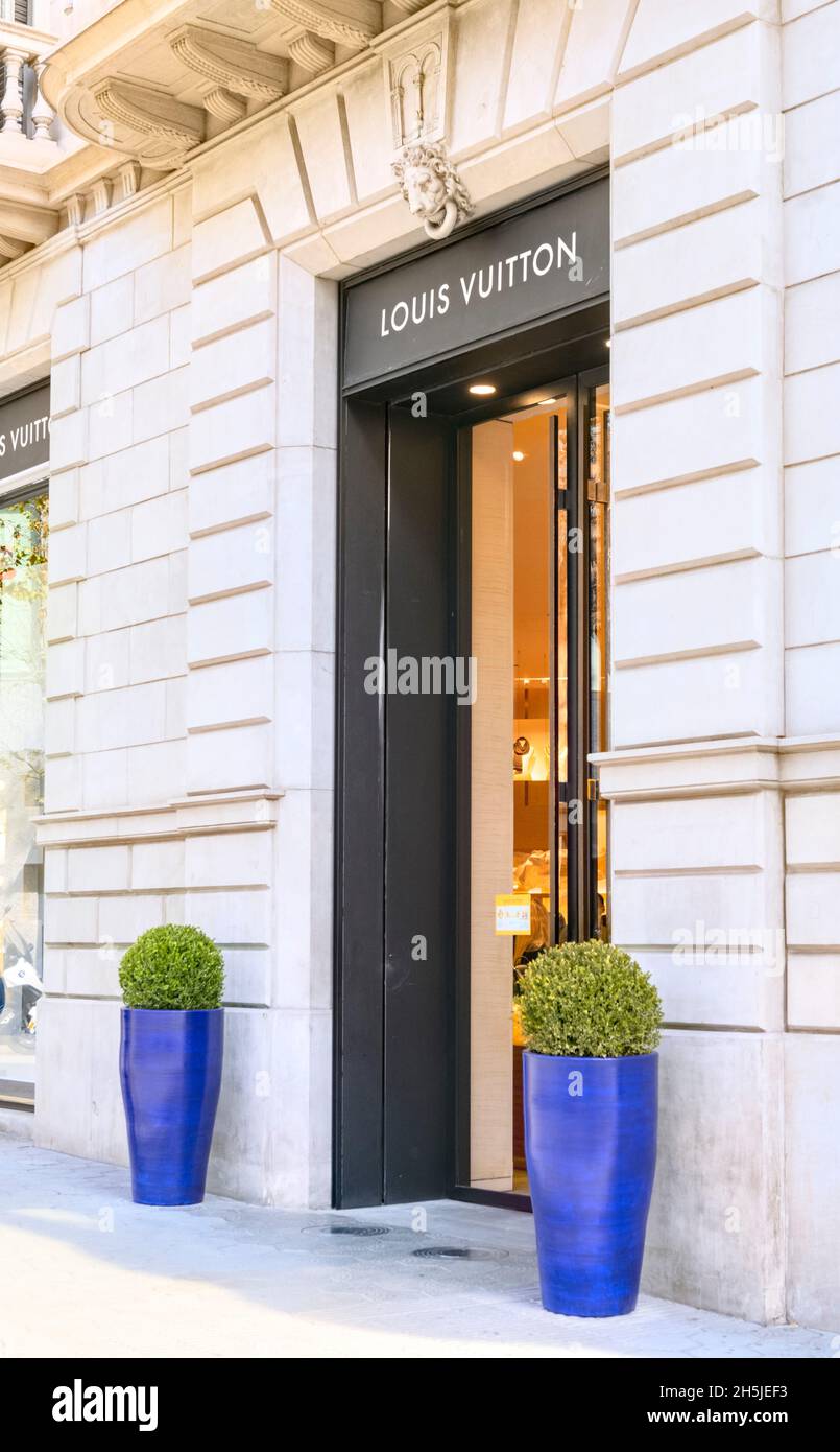 Louis Vuitton in Barcelona - Glam & Glitter
