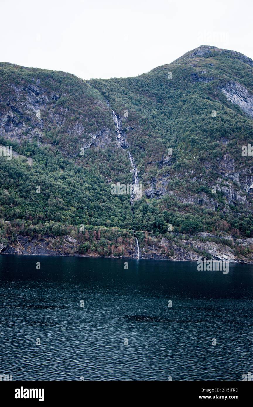 Geirangerfjord umgeben von der Natur Stock Photo