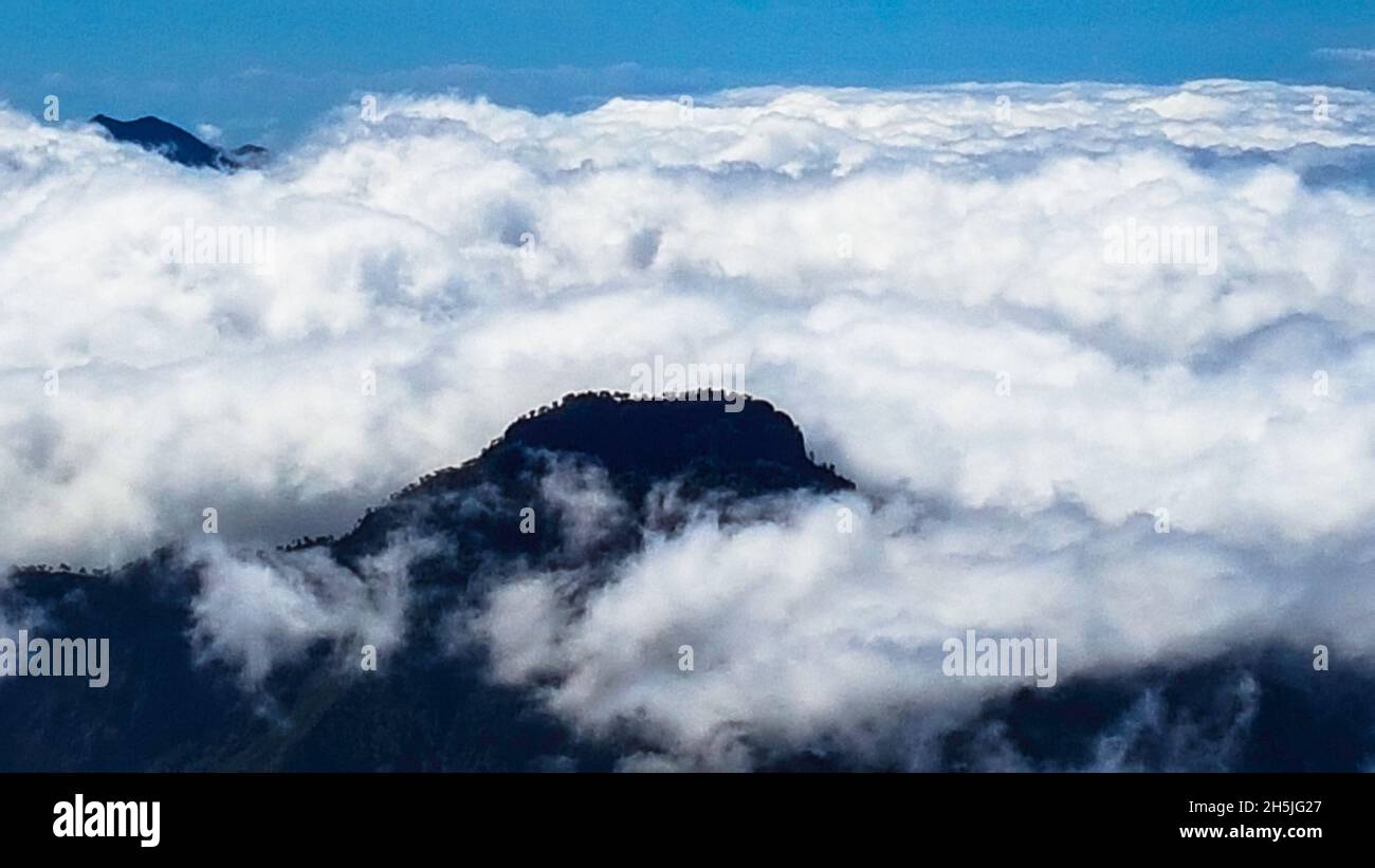 Über den Wolken auf La Palma in der nähe der Sternwarte Stock Photo