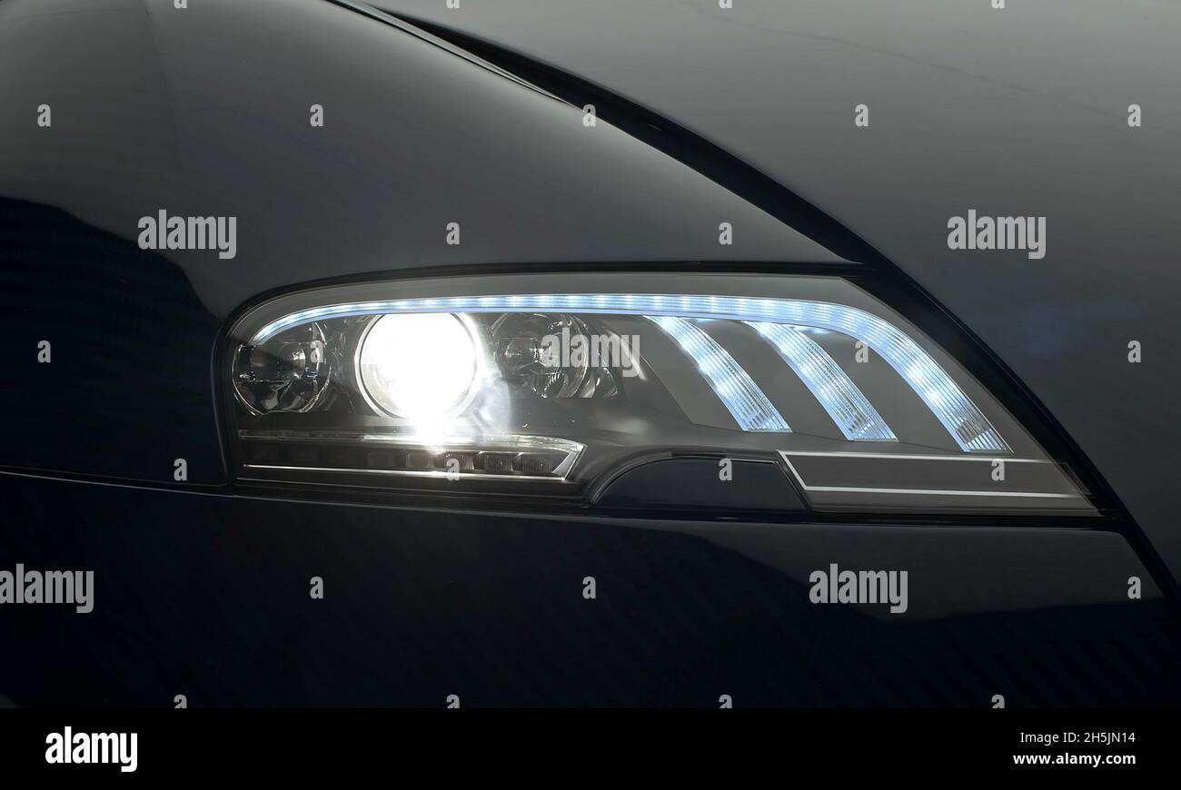 Bugatti Headlights High Resolution Stock Photography and Images - Alamy