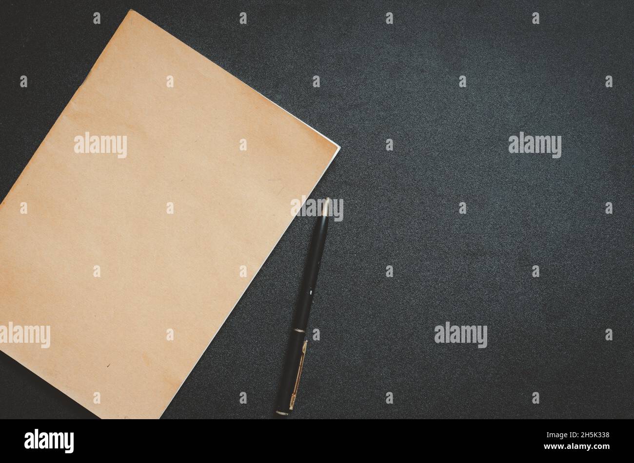Top view black notepad hi-res stock photography and images - Alamy