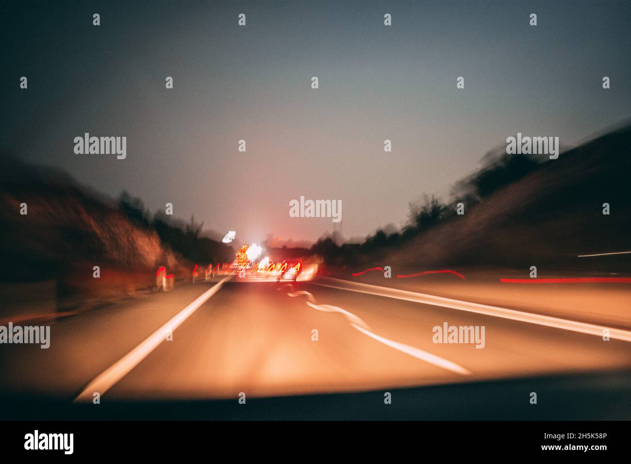 City night illuminated highway hi-res stock photography and images - Alamy