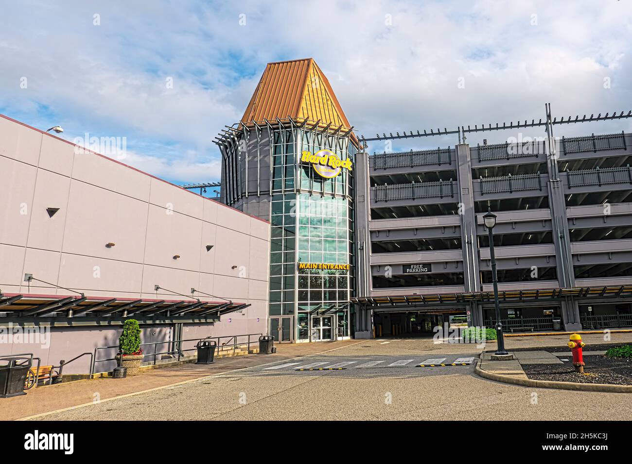 Hard Rock Vancouver Casino front entrance and tiered car park in Coquitlam, B. C., Canada. Stock Photo