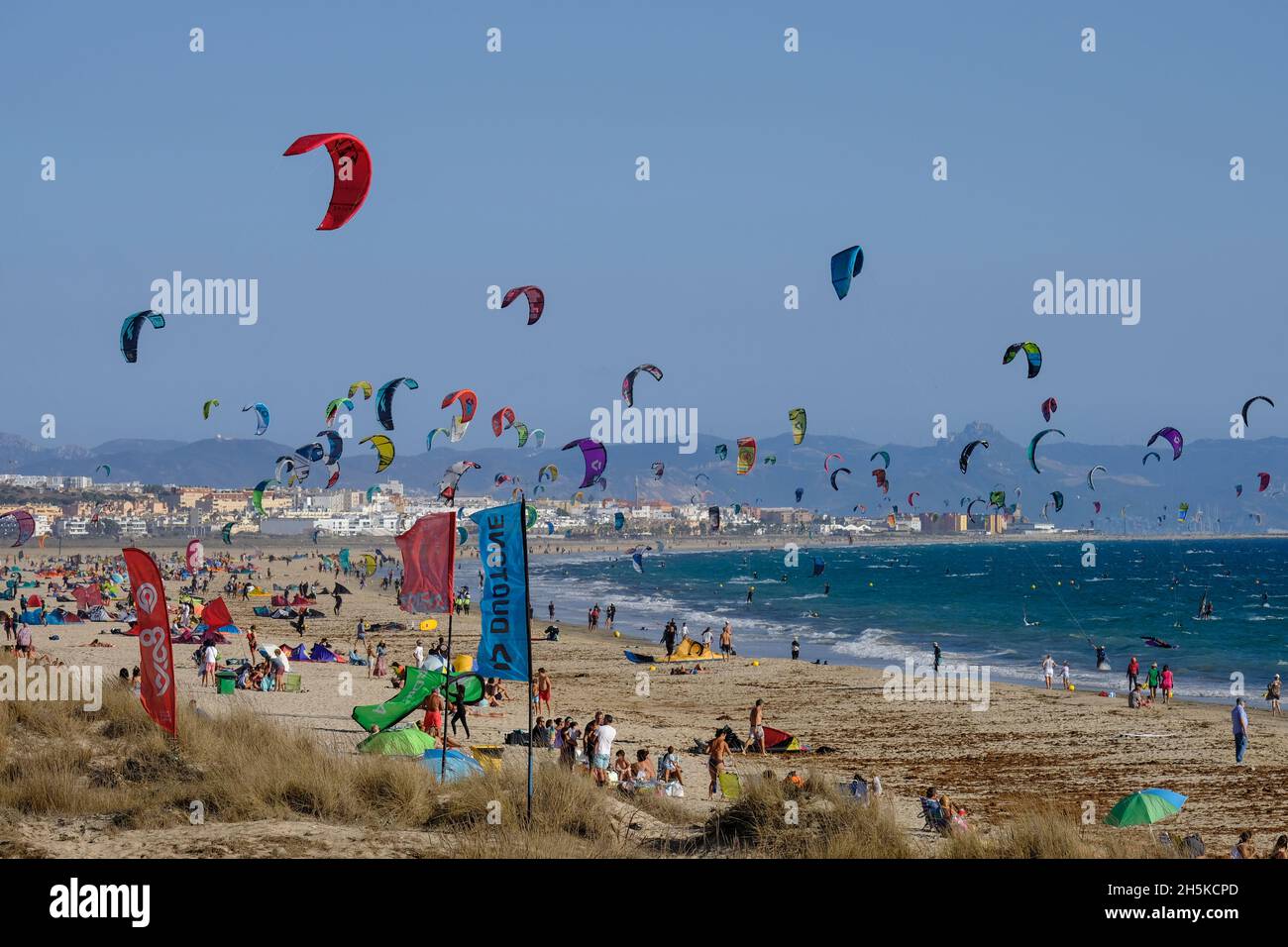 Los Lances beach overcrowded with kitesurfers. Tarifa, Costa de la Luz, Cadiz Province, Andalucia, Spain Stock Photo