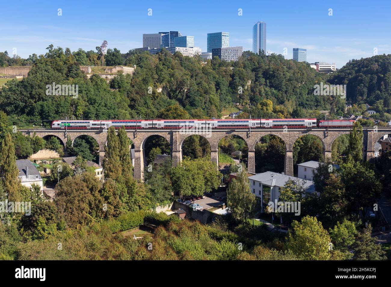 Europe, Luxembourg, Luxembourg City, Pafendall, Views of the Kirchberg with Viaduct carrying an Express Passenger Train across the Alzette River Stock Photo