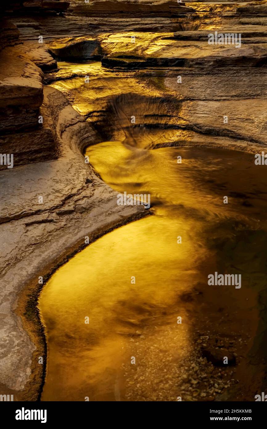 Reflected light, Matkatamiba Canyon, Grand Canyon, Arizona Stock Photo