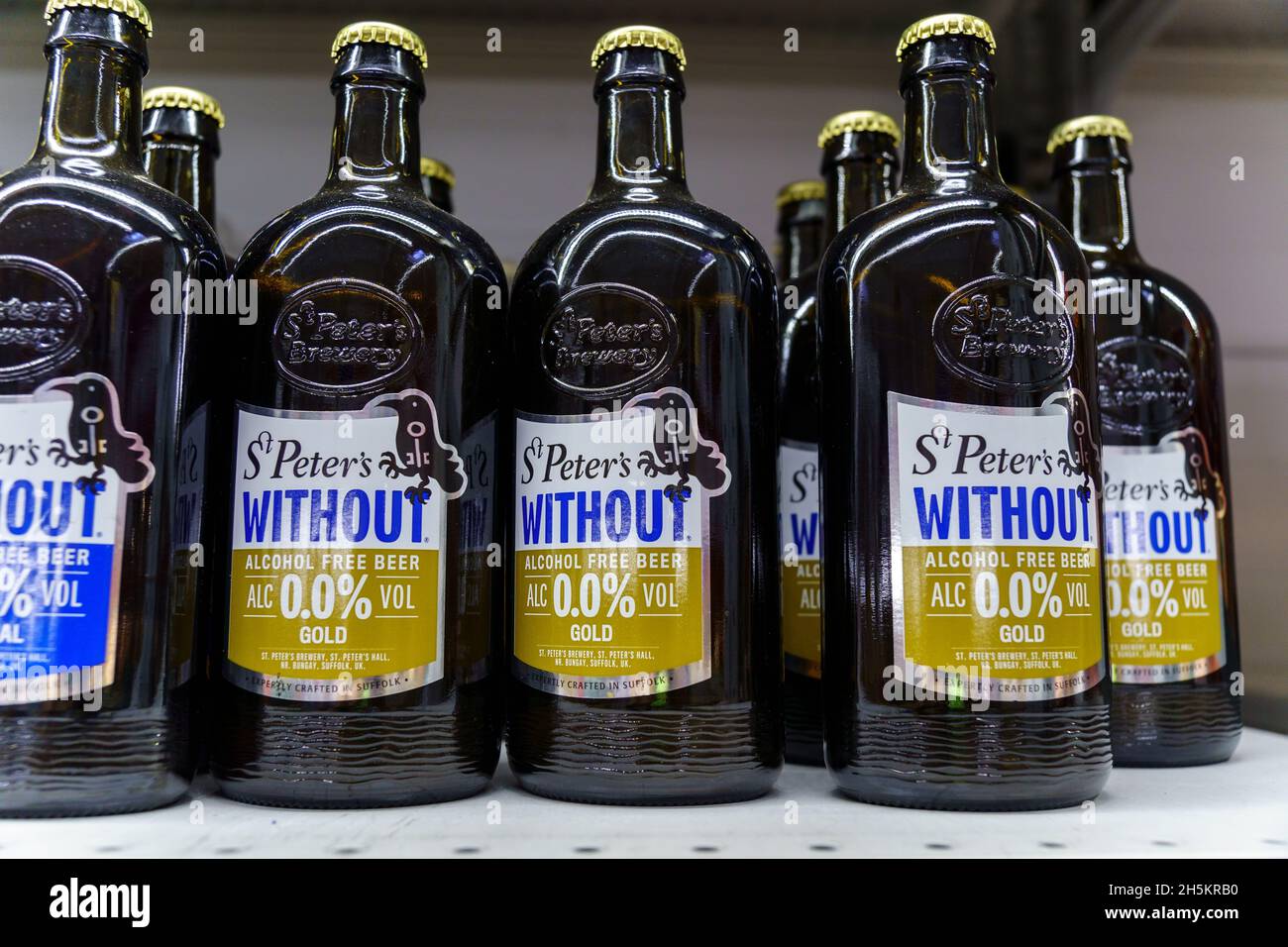 Пиво st. Peter’s безалкогольное 0,05% "without. Peter’s brewery-without gold. St peters without gold. Пиво st peter without.