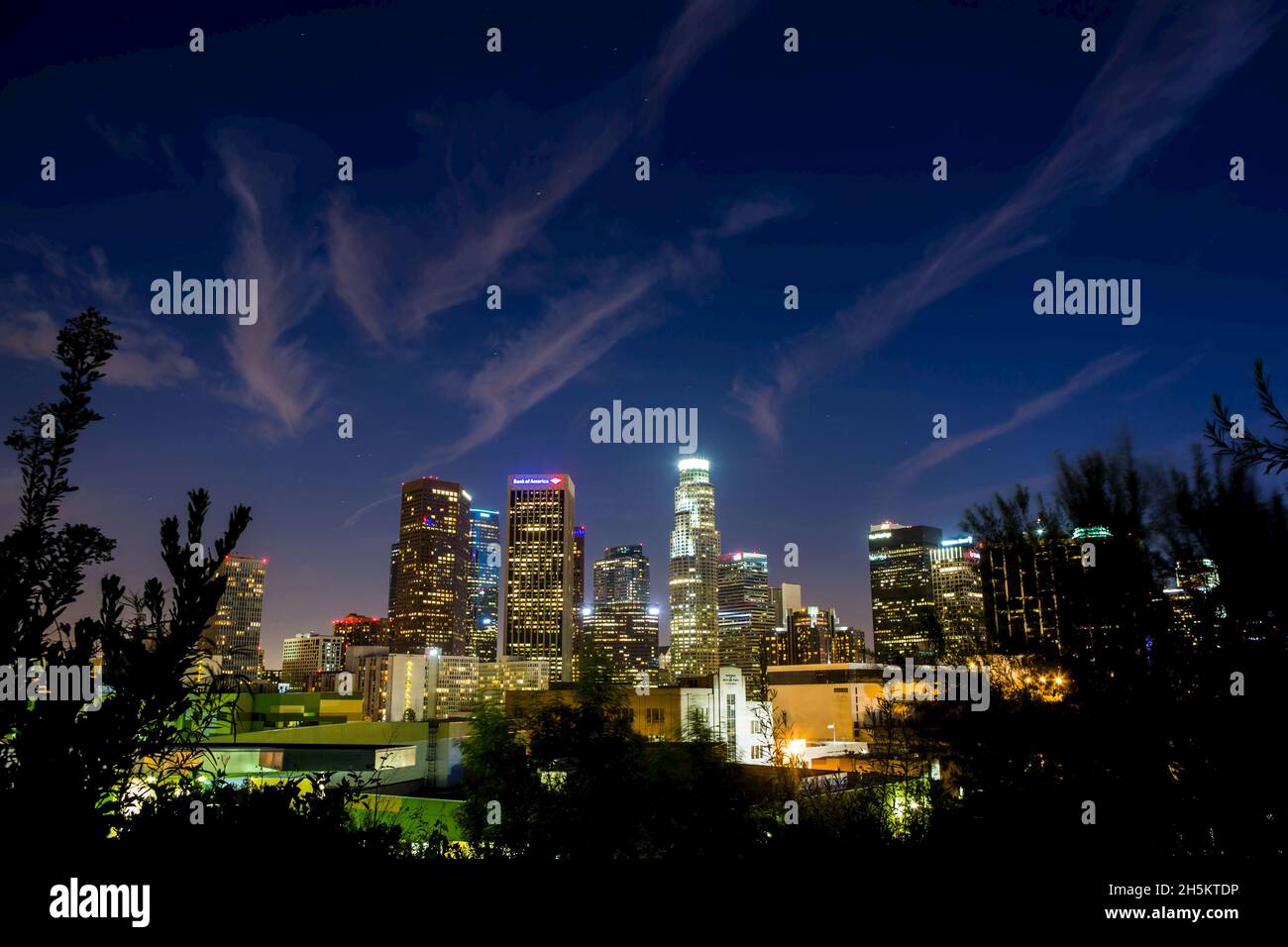 Los Angeles as seen from Vista Hermosa Park Stock Photo Alamy