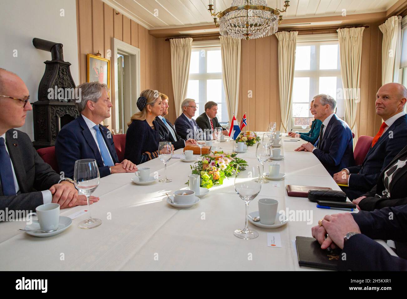 hale slack Alfabetisk orden 10-11-2021 Norway Queen Maxima and King Willem-Alexander meeting with with  minister-president J.G. Store in Oslo on the 2nd day of the 3 day  statevisit to Norway. ( PPE /Sipa USA Stock Photo -