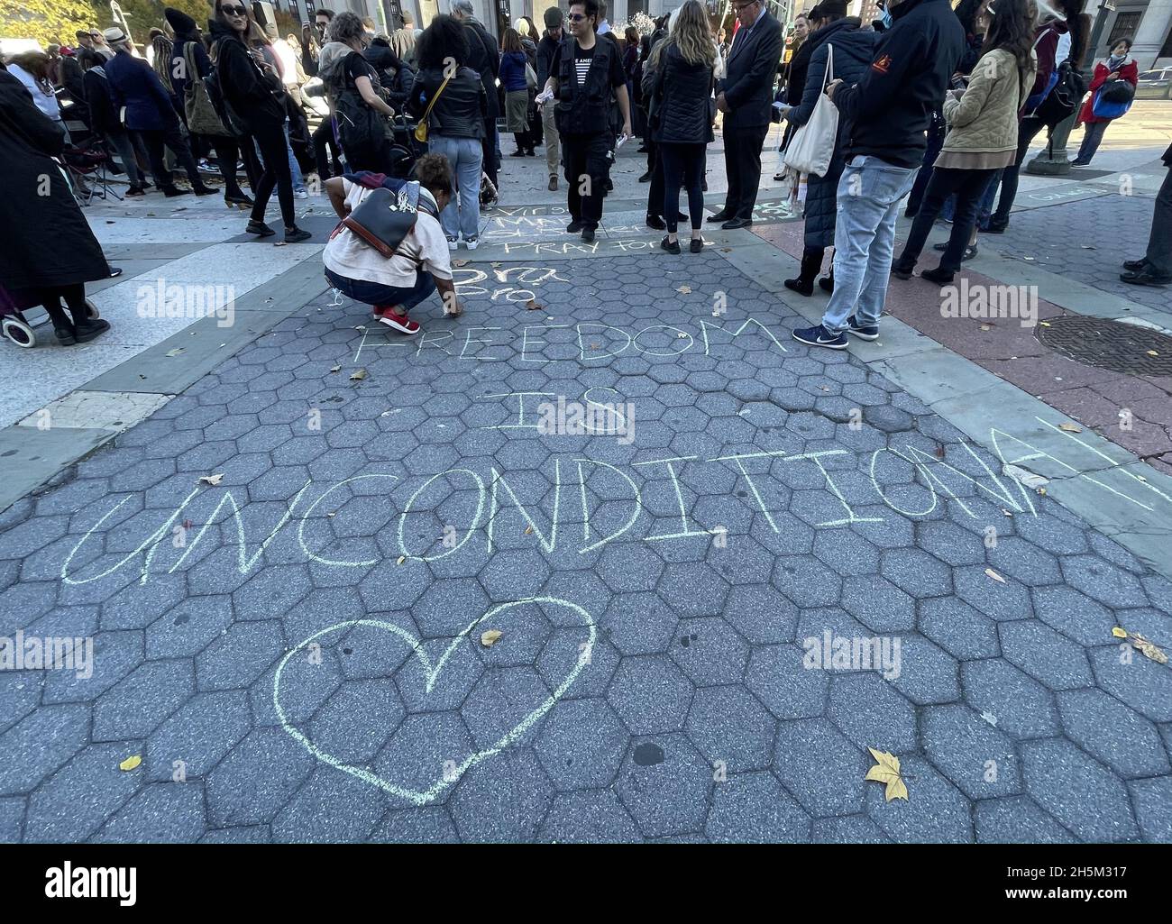 New York, NY, USA. 10th Nov, 2021. View of the Multi Faith Prayer Vigil in support of lawsuits fighting religious discrimination by NYC at Foley Square in New York City on November 10, 2021. Credit: Rainmaker Photo/Media Punch/Alamy Live News Stock Photo