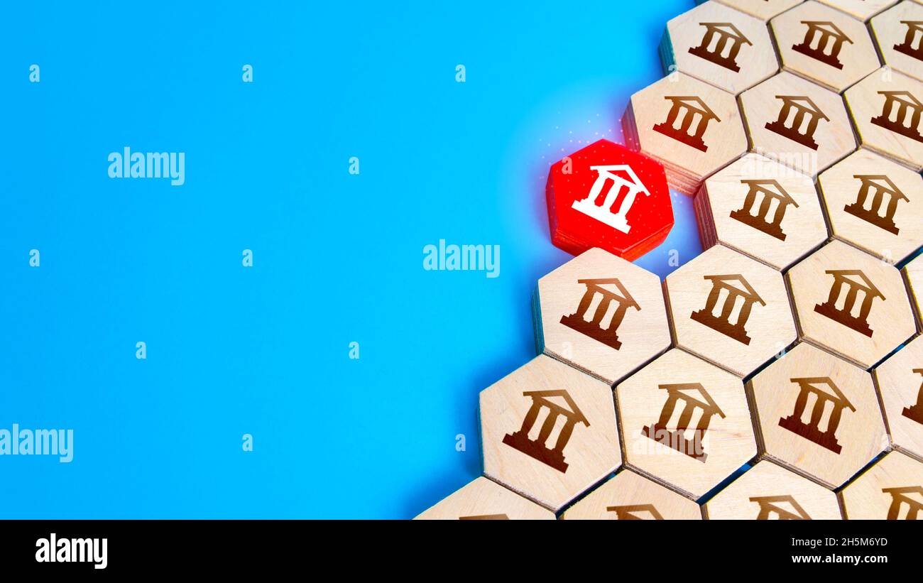 Insolvent bank in the financial system. Threats to the stability and
