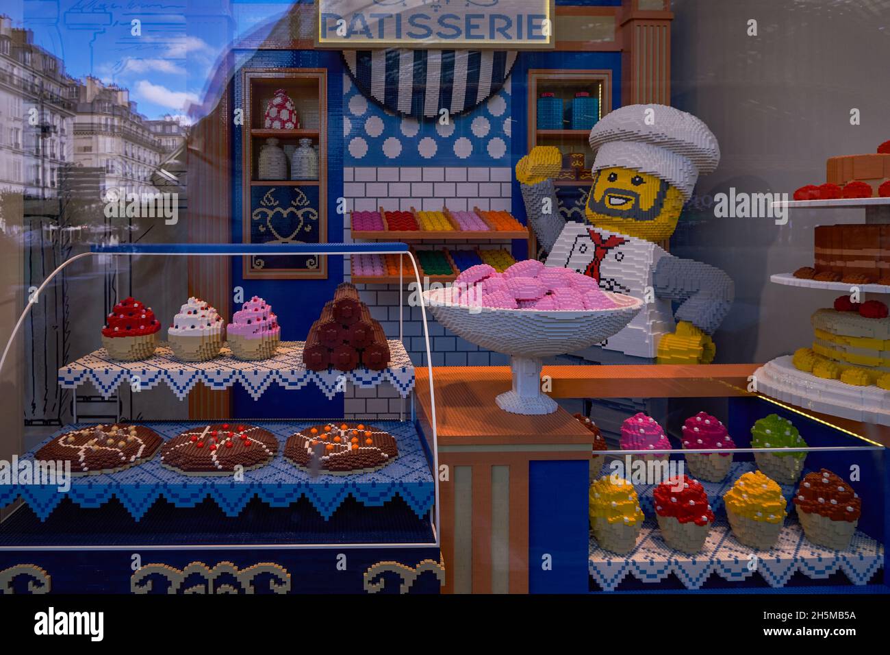 A Traditional Parisian Patisserie Shop made in Toy Lego Bricks - Les  Halles, Paris, France Stock Photo - Alamy