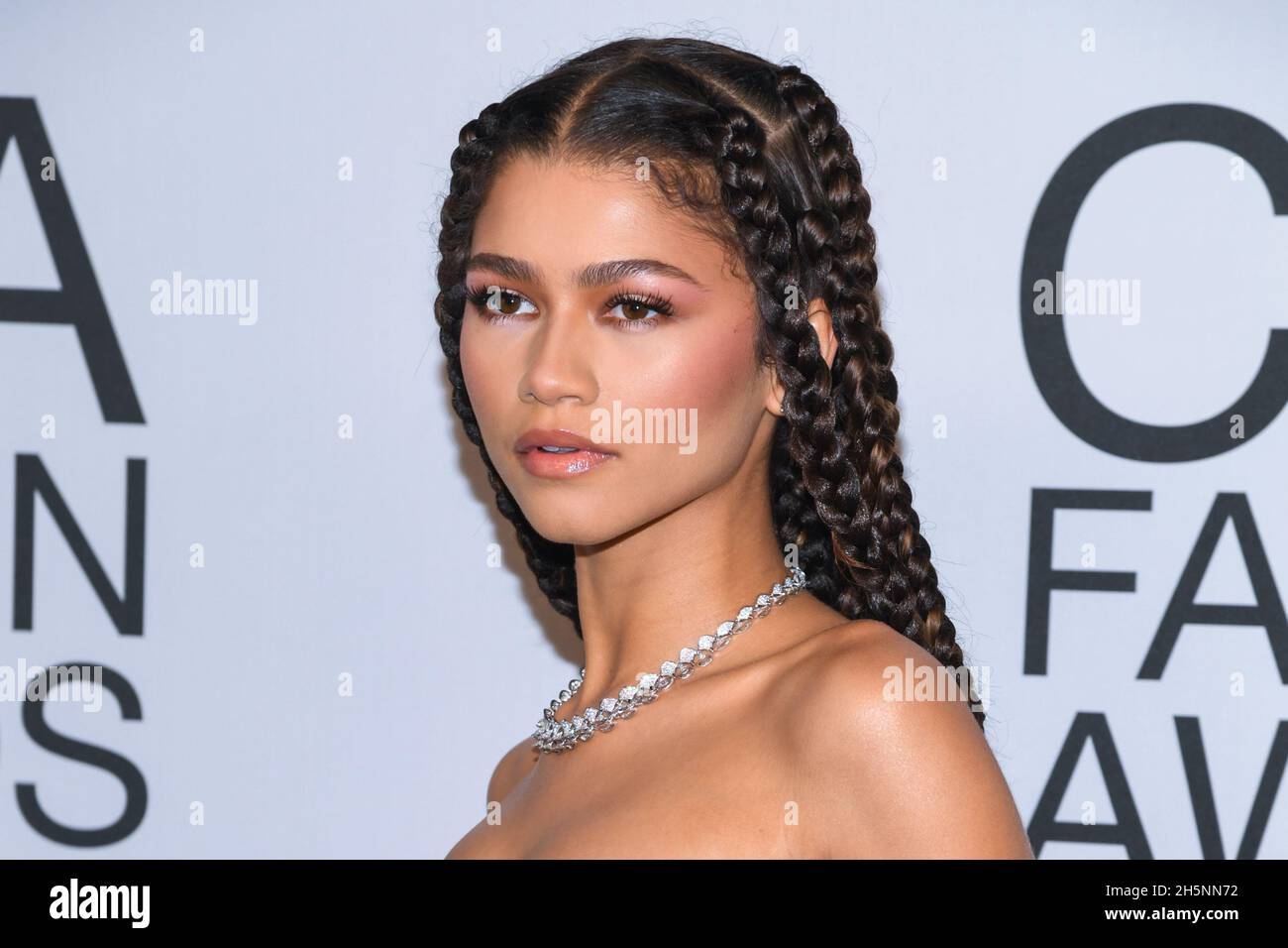 Zendaya wearing Vera Wang walking on the red carpet at the 2021 CFDA Fashion Awards held at The Pool   The Grill in New York, NY on Nov. 10, 2021. (Photo by Anthony Behar/Sipa USA) Credit: Sipa USA/Alamy Live News Stock Photo