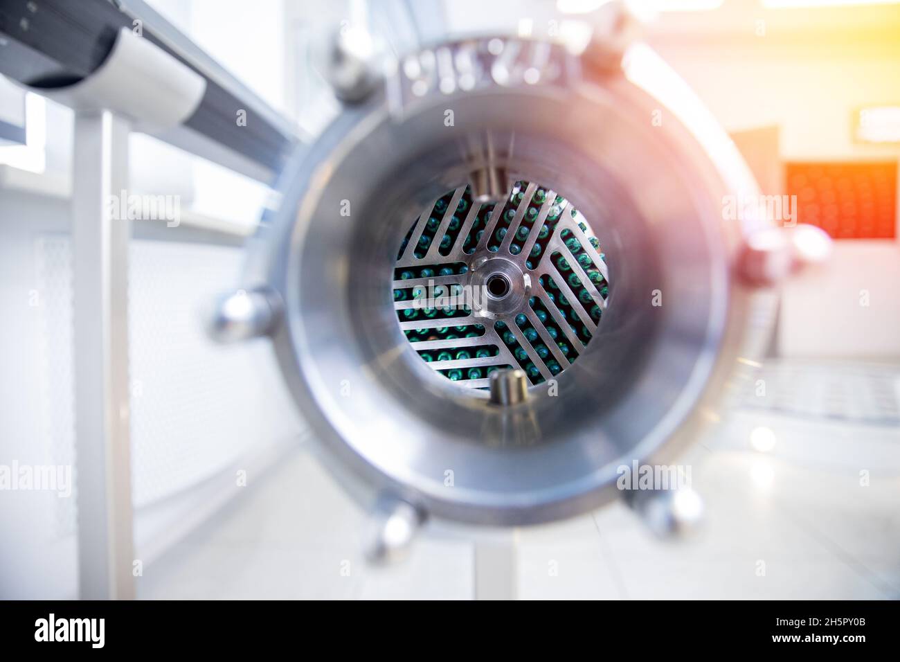 Fragment fuel uranium rod element of nuclear reactor water Stock Photo