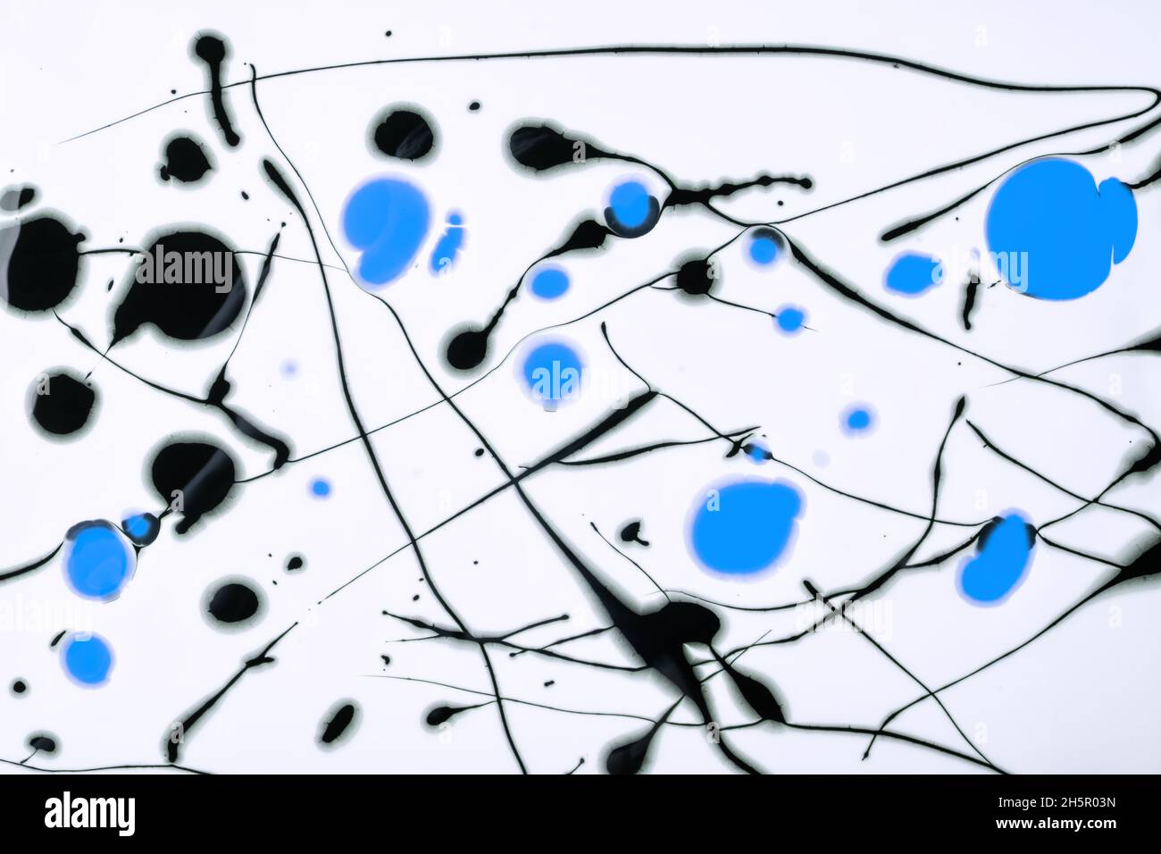 Turquoise paper background stripe pattern hi-res stock photography and  images - Page 3 - Alamy, image size:1300x956