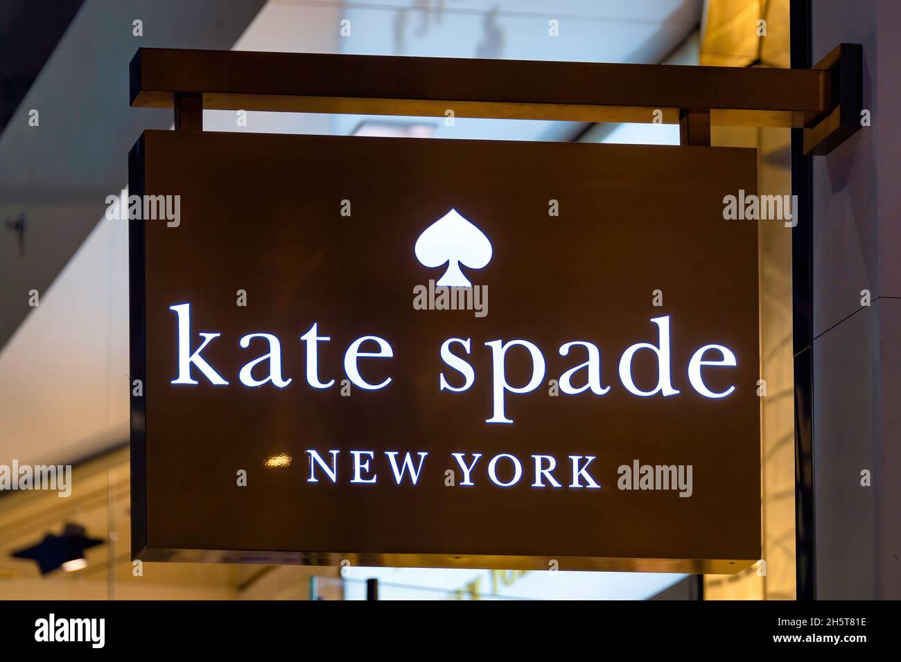 Kate spade new york store hi-res stock photography and images - Alamy