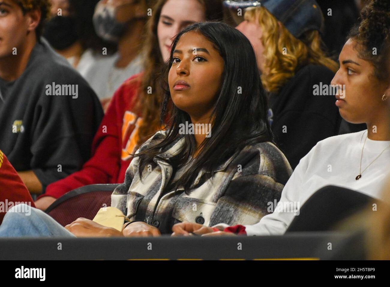 Natalia Bryant attends an NCAA college basketball game between the ...