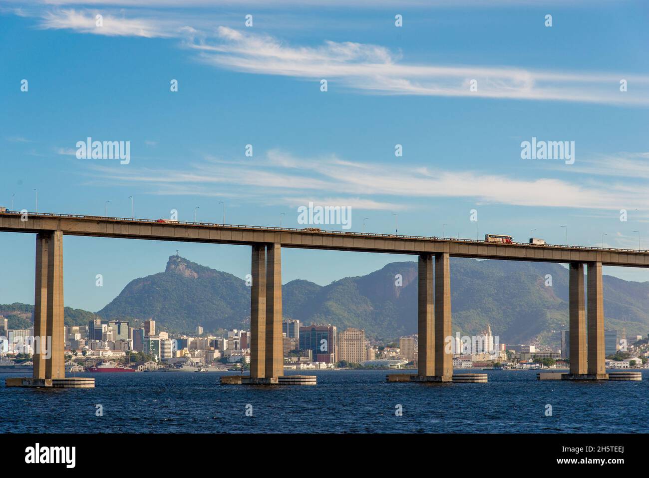 Niteroi river bridge hi-res stock photography and images - Alamy