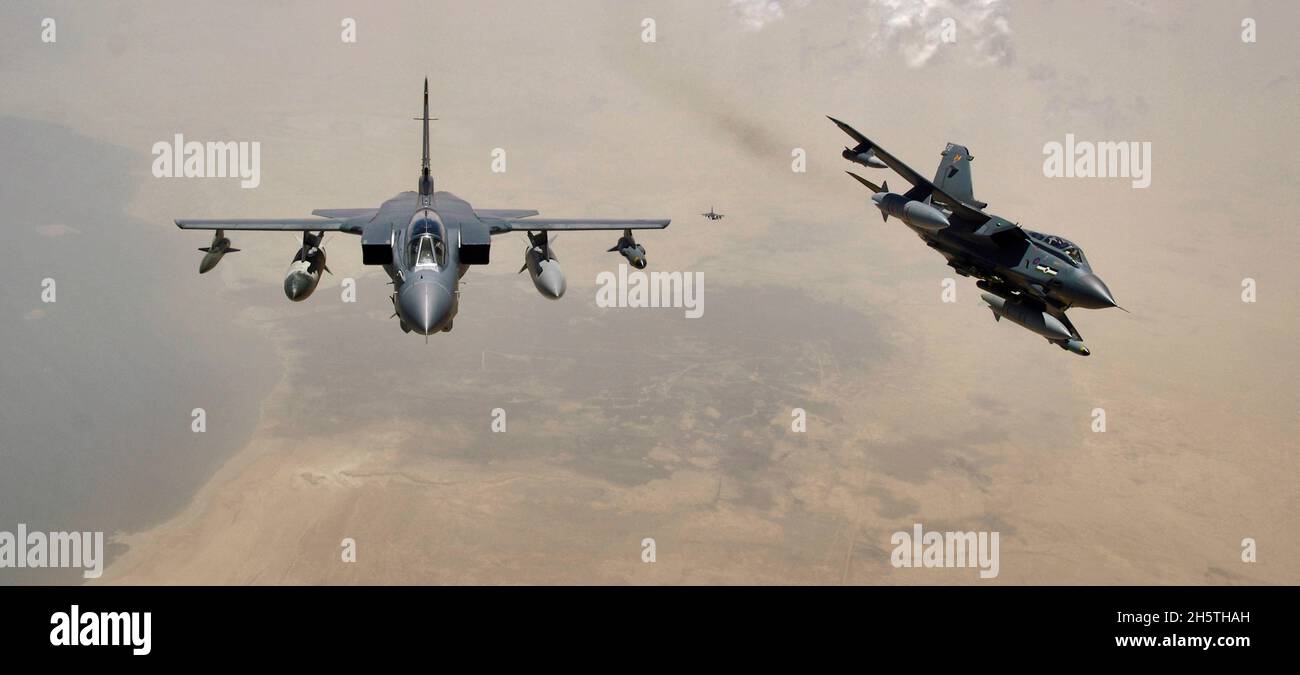 Balad Air Base, Iraq. 14 May, 2006. British Royal Air Force Tornado GR-4 fighter aircraft approach to refuel from a U.S. Air Force KC-135R/T Stratotanker during a close air support mission at Operation Iraqi Freedom May 14, 2006 over Iraq.  Credit: MSgt. Lance Cheung/US Air Force/Alamy Live News Stock Photo