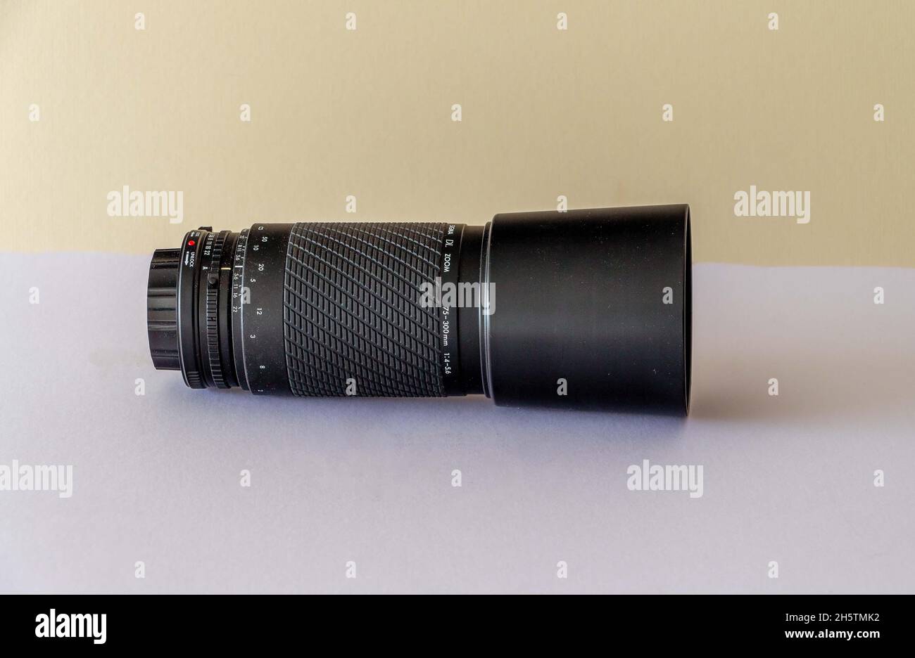 Sigma 75 300mm Lens For Canon Fit Stock Photo Alamy Sigma 75 300mm Lens For Canon Fit Stock Photo Alamy