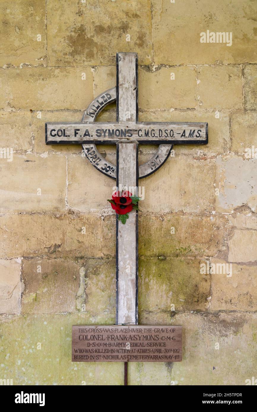 World War 1 battlefield cross to Colonel Frank A Symons, killed in action, Athies. 30th April 1917. On the cloister wall. Salisbury St Mary's Cathedra Stock Photo