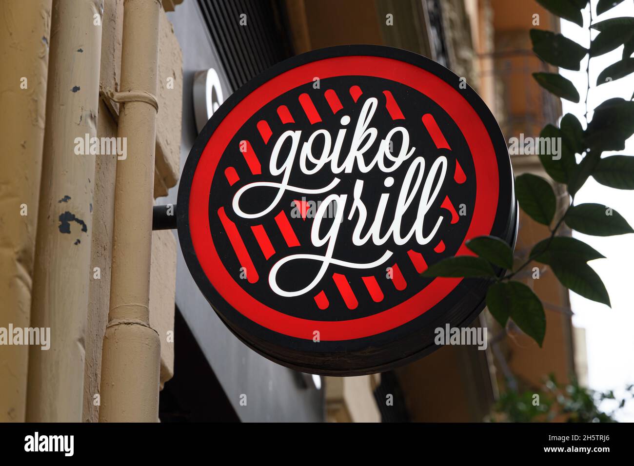 VALENCIA, SPAIN - NOVEMBER 10, 2021: Goiko Grill is an Spanish chain of american food restaurants Stock Photo
