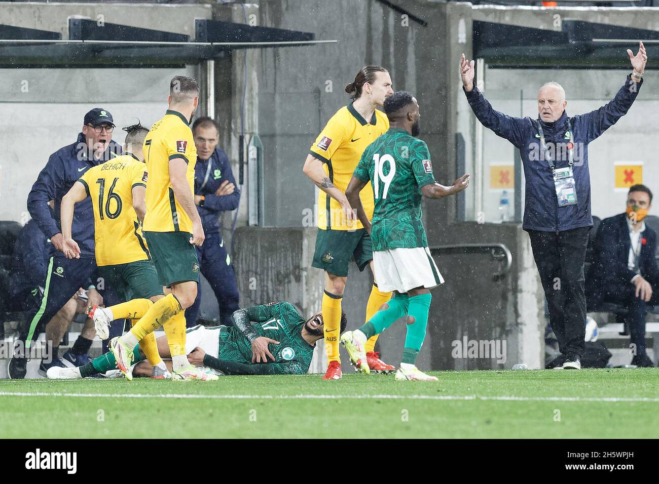 Doha, Qatar. 20th Apr, 2016. Fhad Almuwallad of Saudi Arabia's Al-Ittihad  celebrates after scoring the second goal against Iran's Foolad Mobarakeh  Sepahan during the AFC Asian Champions League Group A match in