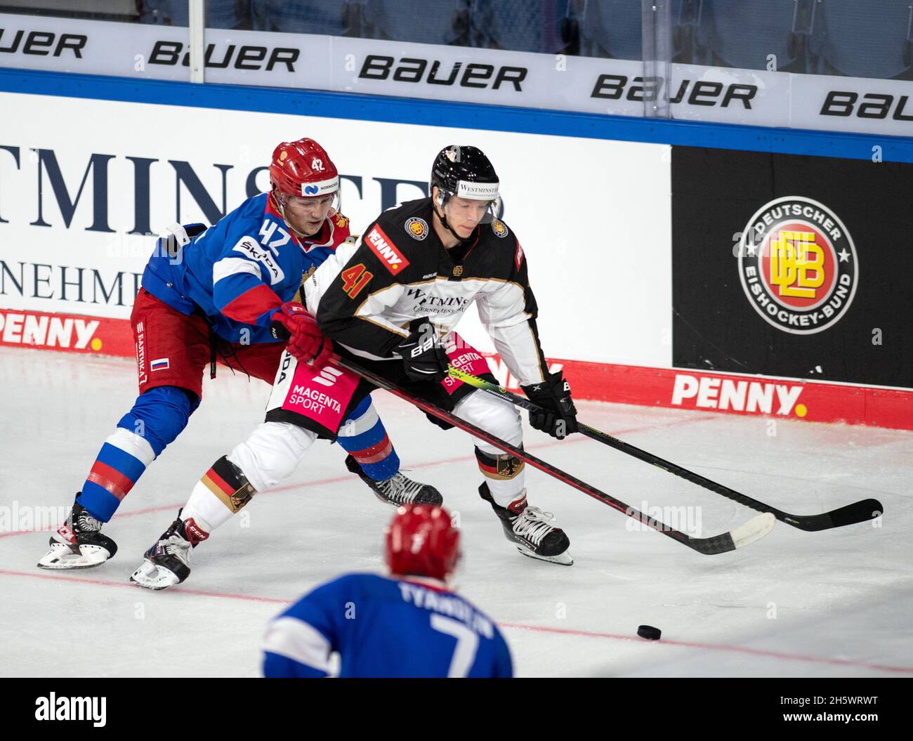 Krefeld, Germany. 11th Nov, 2021. Ice hockey Germany Cup, Germany