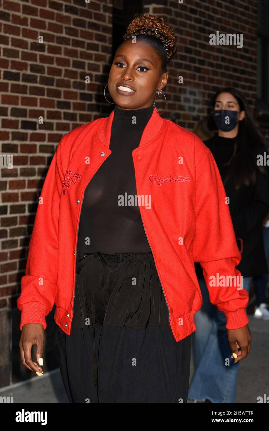Issa Rae Hosted Show New York - NY - 20211020 - Issa Rae and H.E.R. at the Late Show With ...