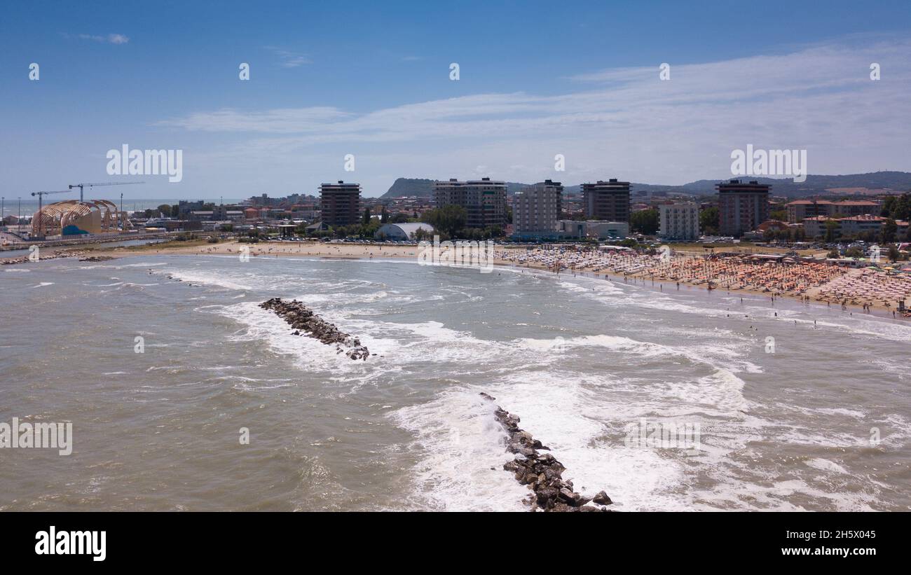 Scenic shot cliff beach waves hi-res stock photography and images - Alamy