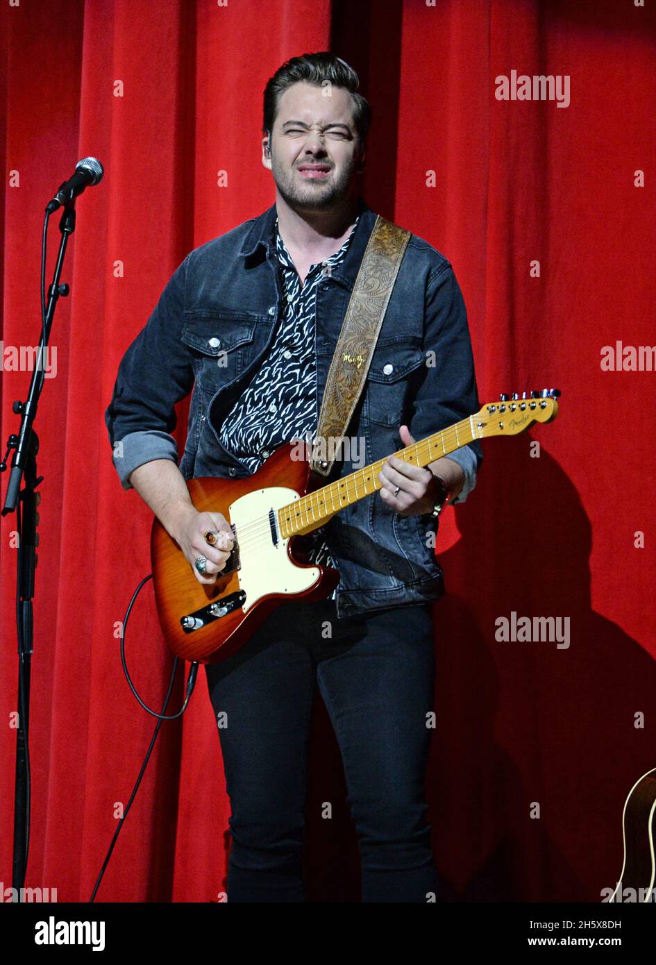 Hollywood - FL - 20211024 Alex Hall performs at Hard Rock Live held at