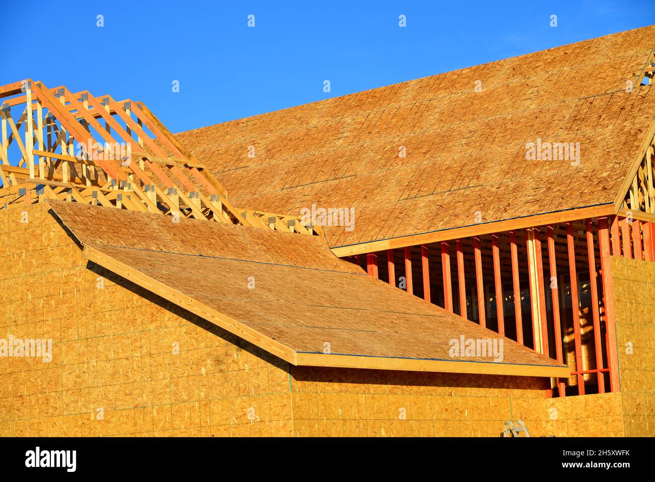 New Wood Frame Home Under Construction Stock Photo Alamy