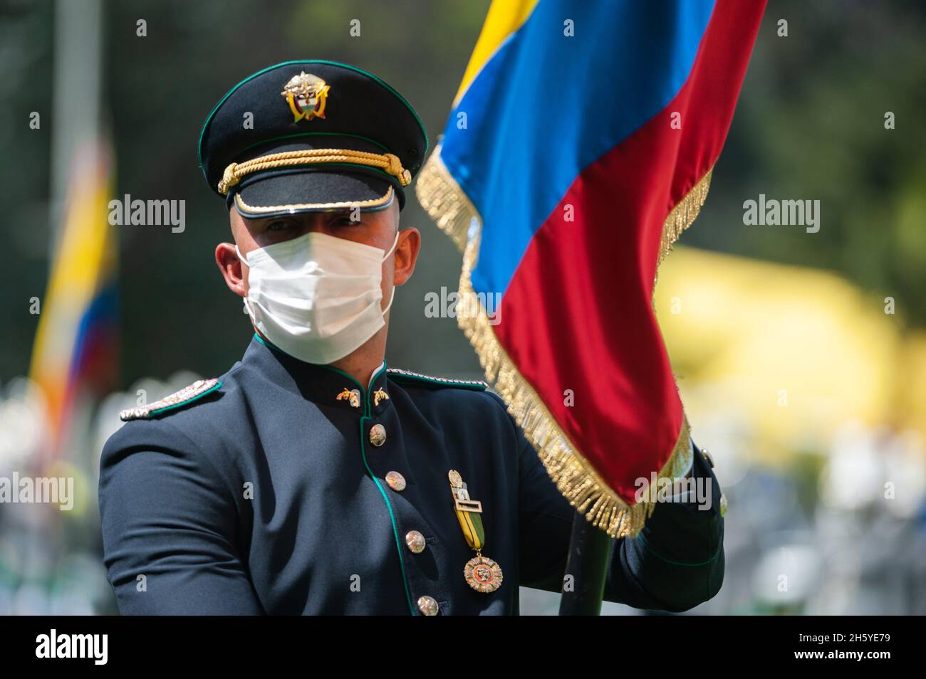 Bogota, Colombia. 11th Nov, 2021. Newly promoted Police officers participate in their promotion ceremony during an event were Colombia's president Ivan Duque Marquez and Colombia's Minister of Defense Diego Molano in conmmemoration of the 130 anniversary of Colombia's National Police and the promotion to officers to more than a 100 police members, in Bogota, Colombia on November 11, 2021. Credit: Long Visual Press/Alamy Live News Stock Photo