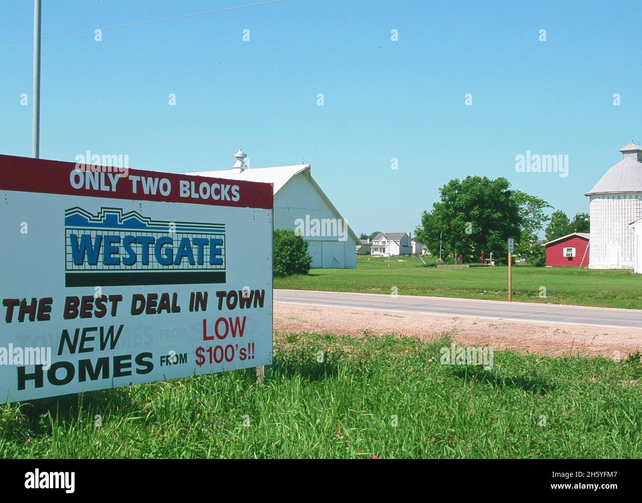 New homes replace farmland in Dallas County, Iowa, as the suburb of