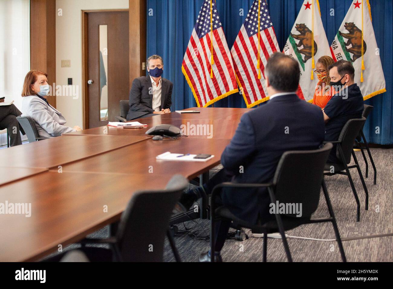 Gavin Newsom meets with Toni Atkins, Anthony Rendon, Holly J. Mitchell and Phil Ting to discuss California budget ca. 15 May 2020 Stock Photo
