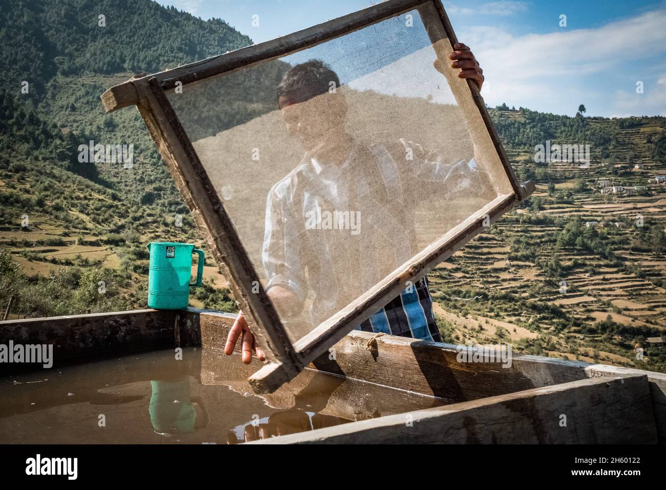 Lokta bark paper making process hires stock photography and images Alamy