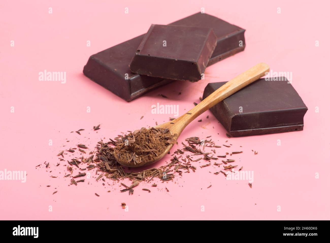 dark chocolate stack close up Stock Photo - Alamy