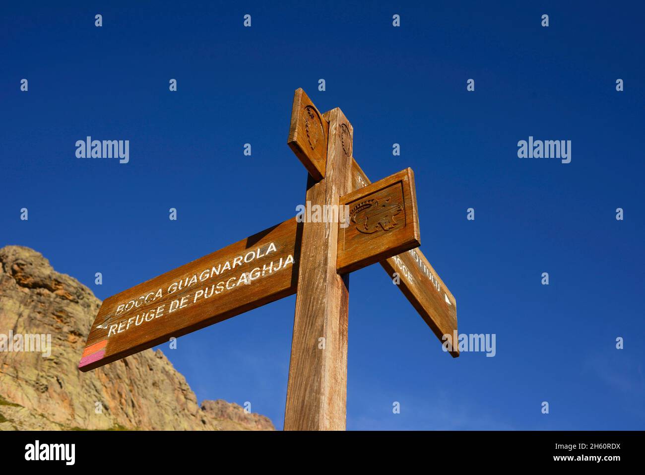 FRANCE, CORSE ( 2B ), CALACUCCIA, THE FAMOUS FOOTPATH GR 20 BETWEEN THE PASS OF VERGIO AND THE REFUGE OF CIUTTULU DI MORI Stock Photo