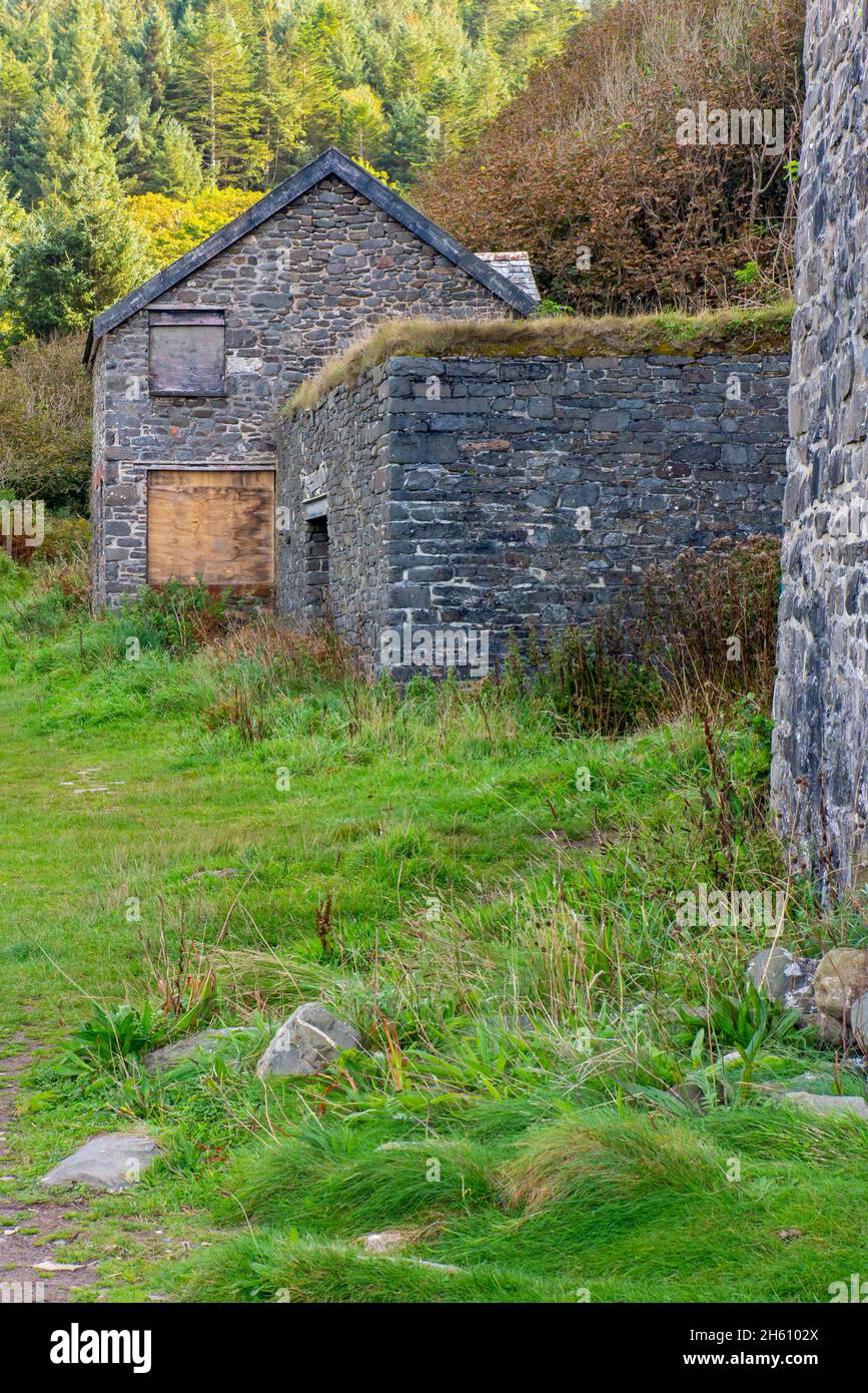 Ruins of eighteenth century lime kiln at Mouth Mill near Clovelly on the South West Coast Path in North Devon England UK Stock Photo