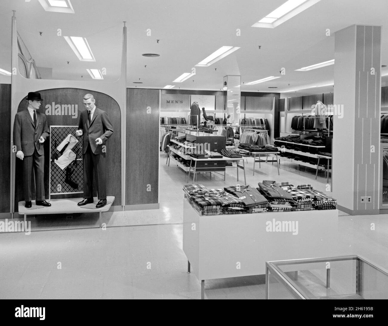 1950s bloomingdales store hires stock photography and images Alamy