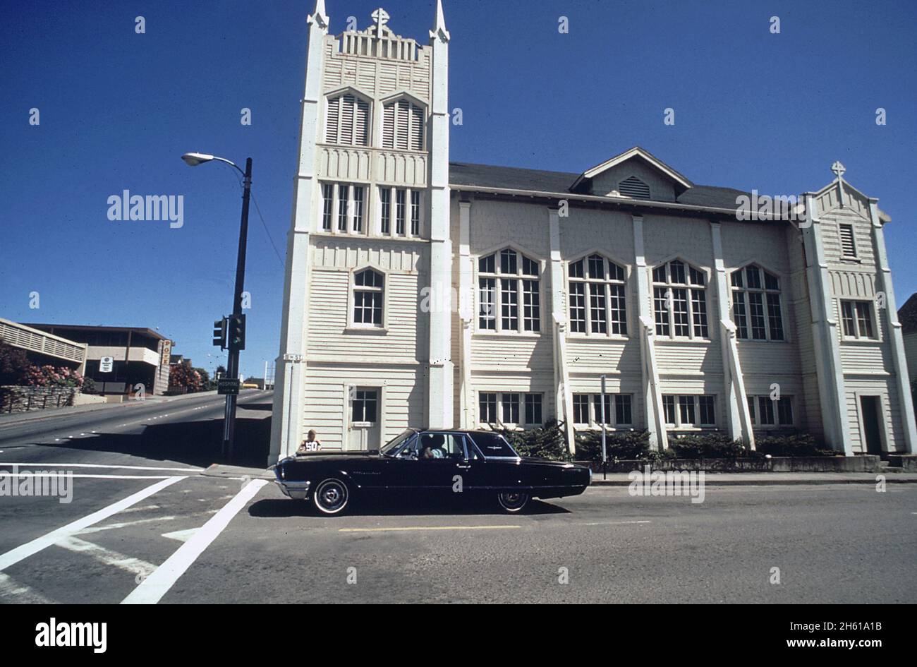 1970s car stopped at traffic light hi-res stock photography and images ...