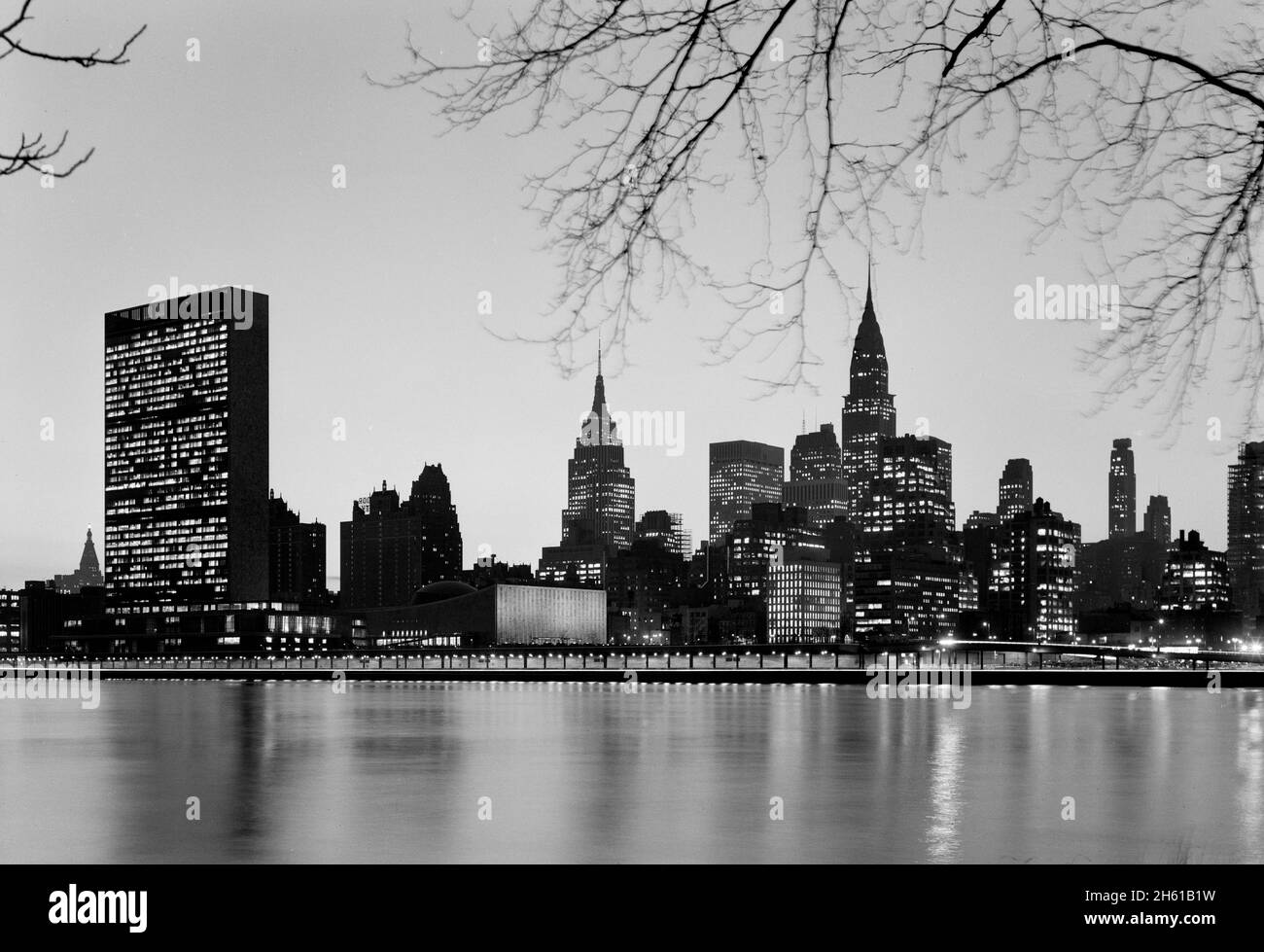 1957 new york city skyline hi-res stock photography and 1957 new york city skyline hi-res stock photography and
