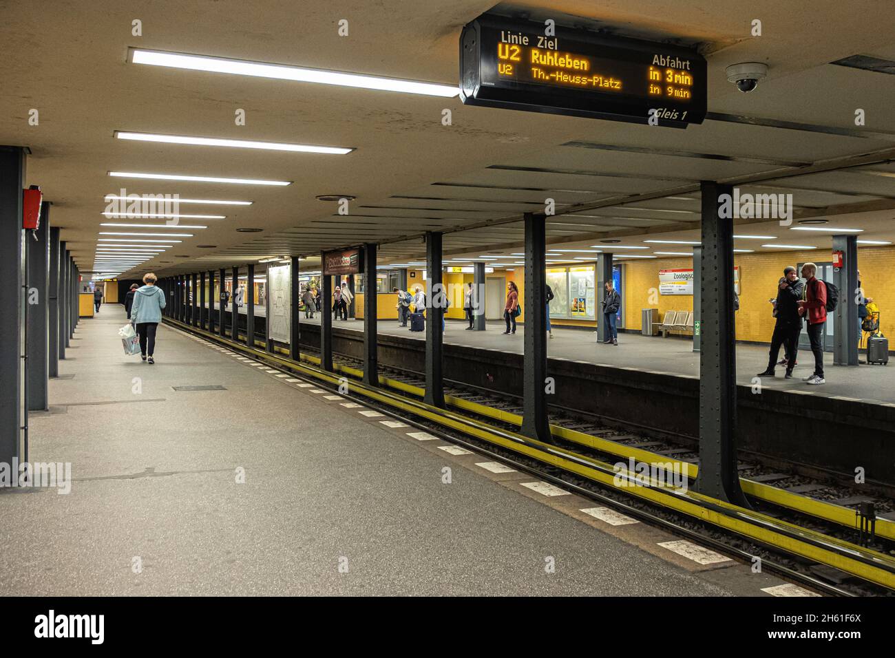 Zoologischer Garten Ubahn Underground Railway station interior in