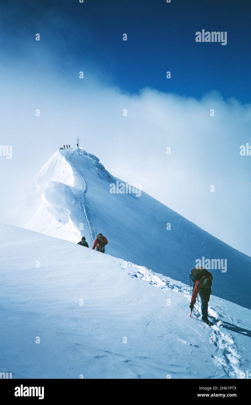 Austria. Otztal Alps. Wildspitze. Climbing in snow and ice. Stock Photo